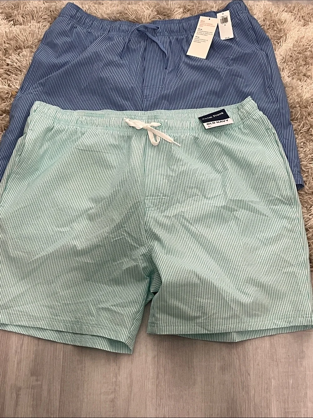 Old Navy Men's Pair of  Seersucker Swim Trunks in Balmy Air and Crayon Blue NWT